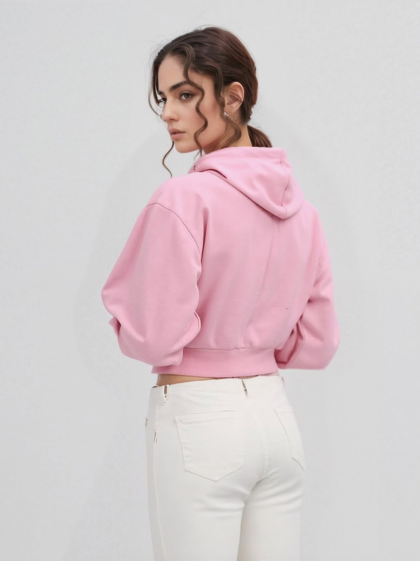 SoulVibe Pink Cropped Hoodie – “Unleash Your Soul” Graphic Hoodie