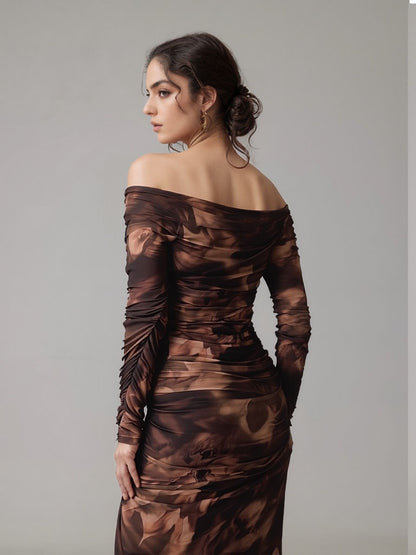 Back view of bodycon dress, with floral print and bodycone fit.