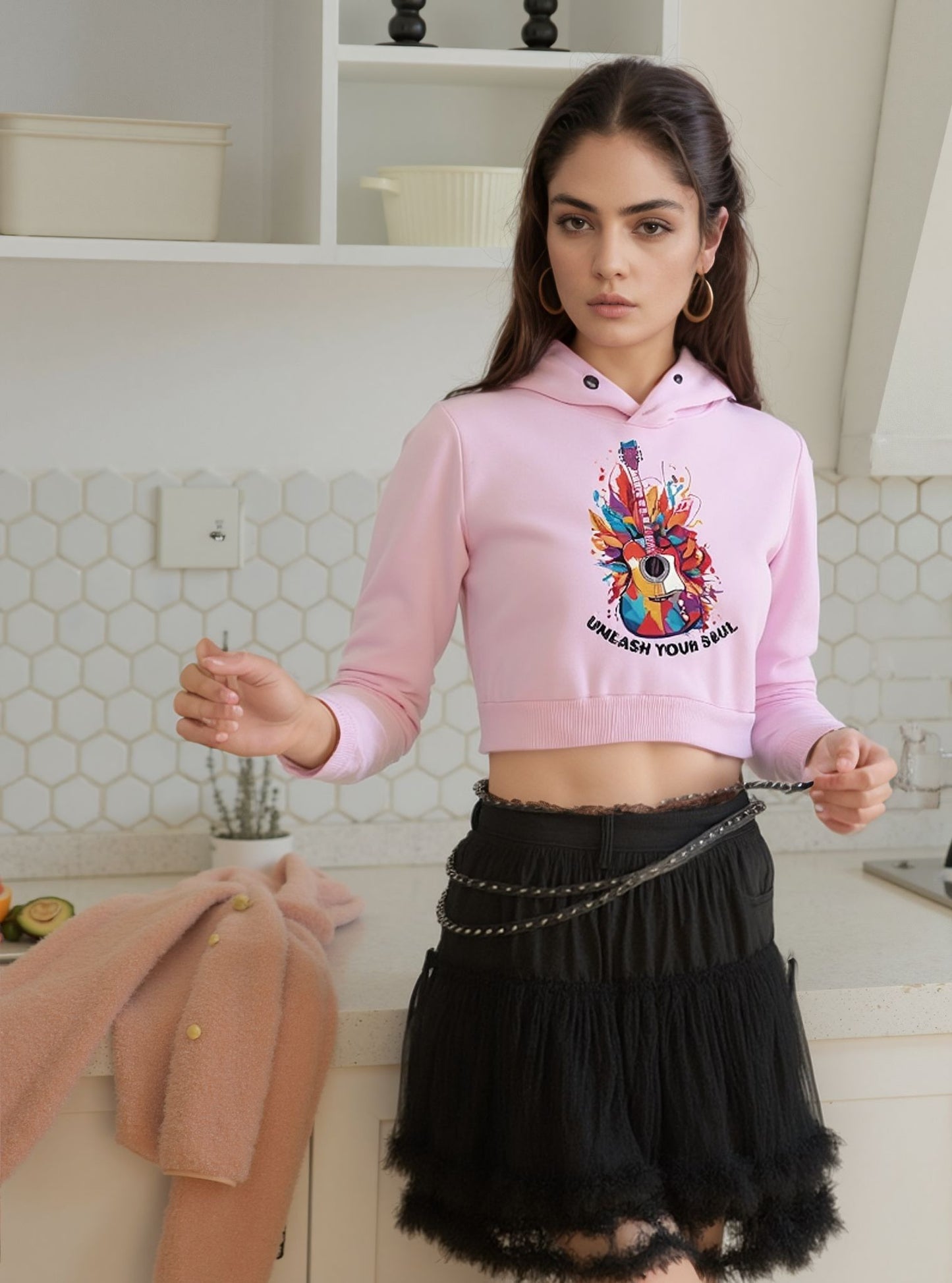 SoulVibe Pink Cropped Hoodie – “Unleash Your Soul” Graphic Hoodie